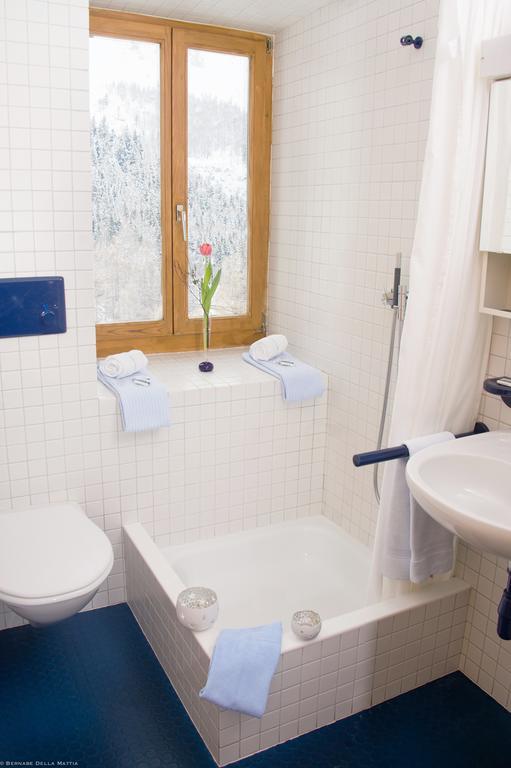 Hotel Veduta Cinuos-Chel Екстер'єр фото